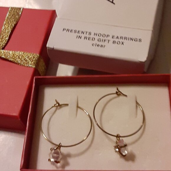 Avon Hoop Earrings Gift Package Clear Color New - Picture 1 of 5